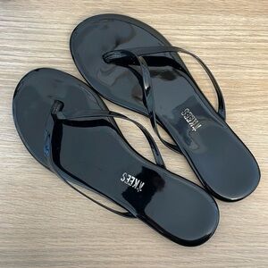 TKEES Lily Glosses in Licorice, Size 7